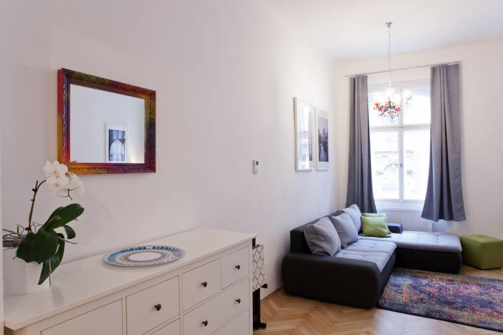 Prague Center Apartment With Fireplace Esterno foto