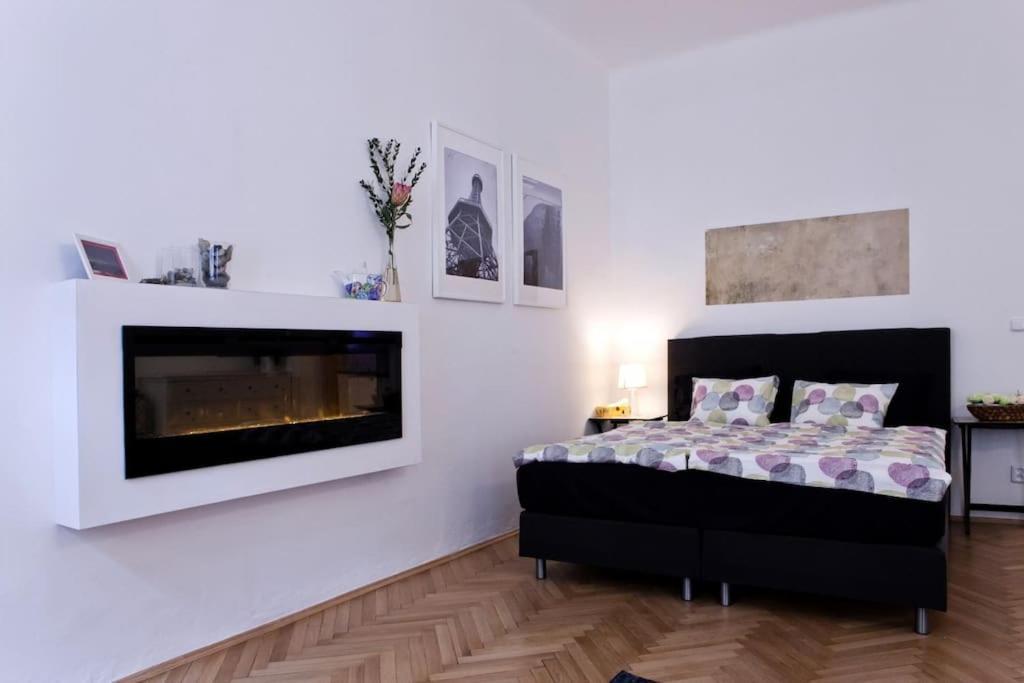 Prague Center Apartment With Fireplace Esterno foto